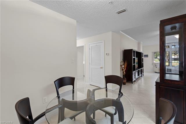 Residence 102, photo 9 of 38