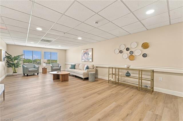 Residence 501, photo 31 of 48