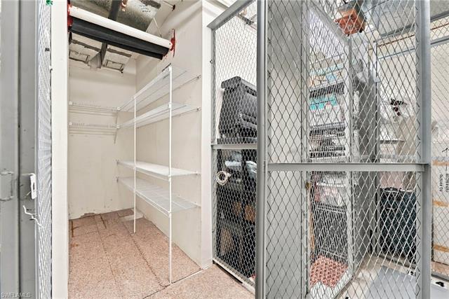 Residence 501, photo 32 of 48