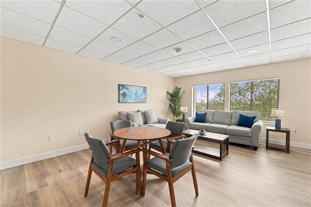 Residence 501, photo 33 of 48