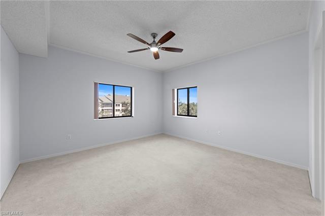 Residence 2-504, photo 26 of 47