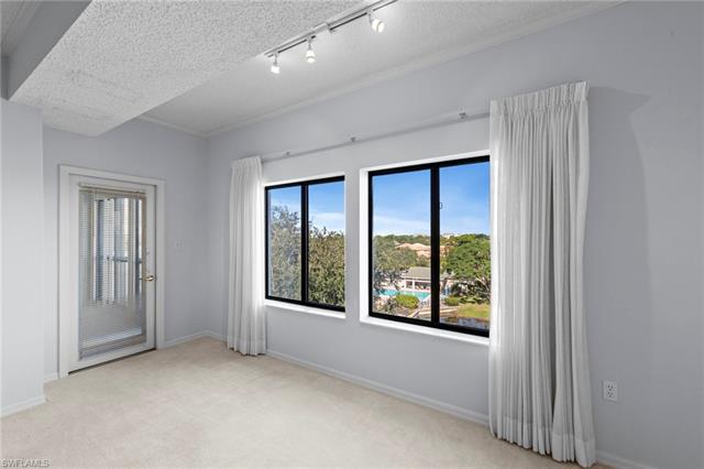 Residence 2-504, photo 3