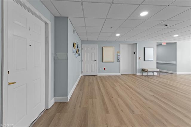 Residence 2-504, photo 31 of 47