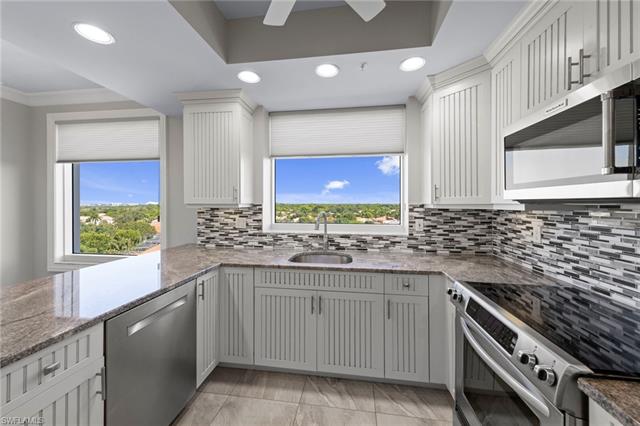 Residence 608, photo 11 of 45