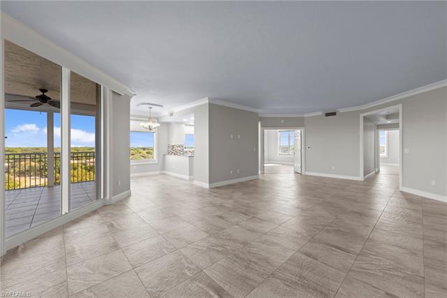 Residence 608, photo 16 of 45