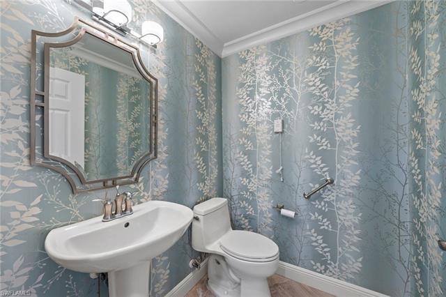 Residence 608, photo 21 of 45