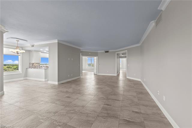 Residence 608, photo 27 of 45