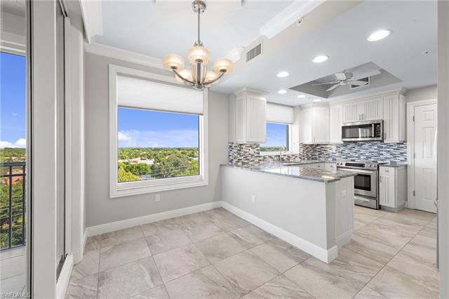 Residence 608, photo 6 of 45