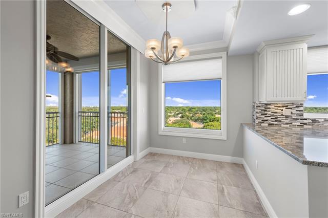 Residence 608, photo 7 of 45